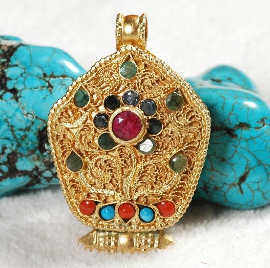 Shopping in Bhutan Top 6 Things To Buy In Bhutan For Fun!!