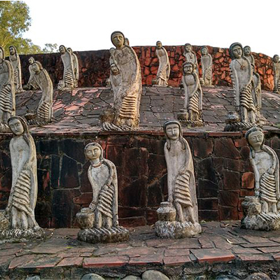 Women Statue-Rock Garden