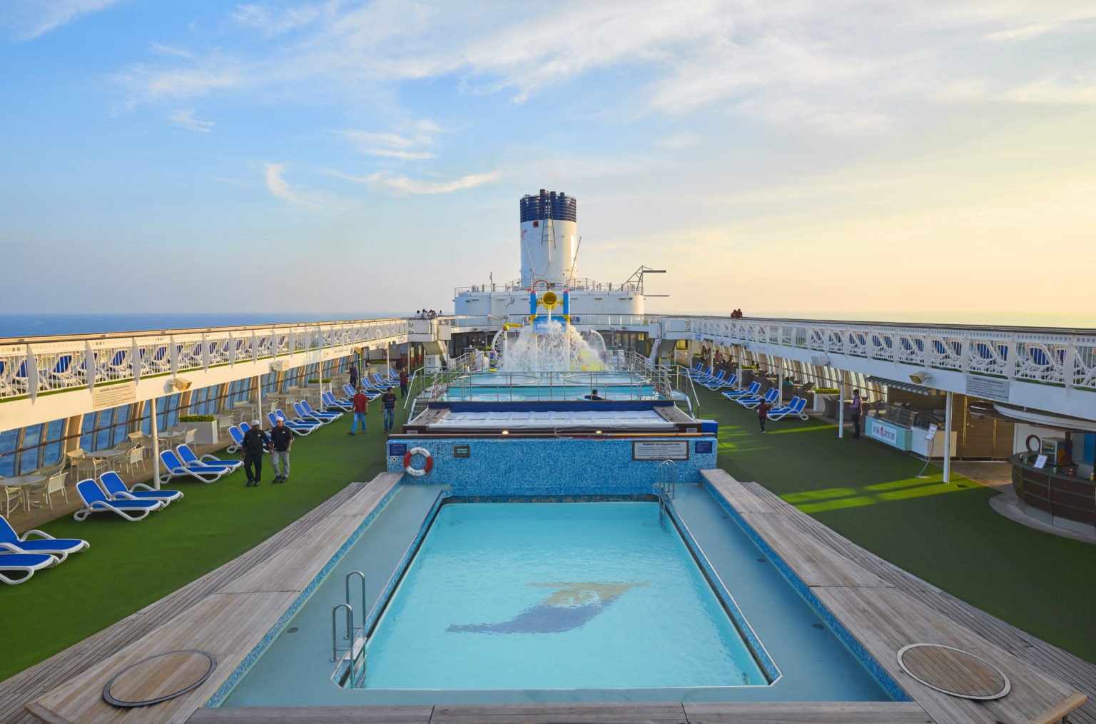 Cordelia Cruise Empress of the Seas: 10 Amazing Things To Do