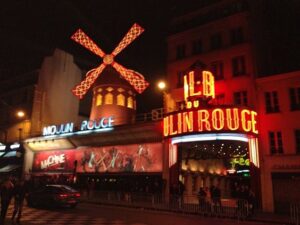 nightclubs-in-paris 