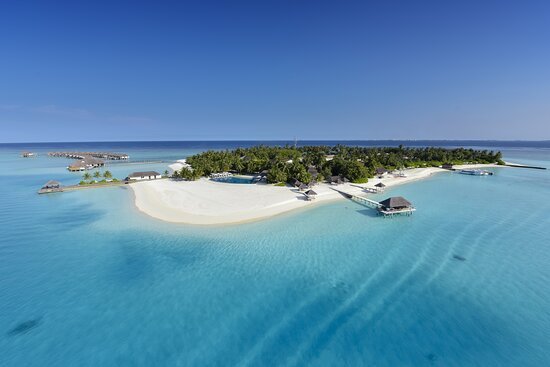 Maldives: A Guide to the 5 Best Beaches and Snorkeling Spots 1