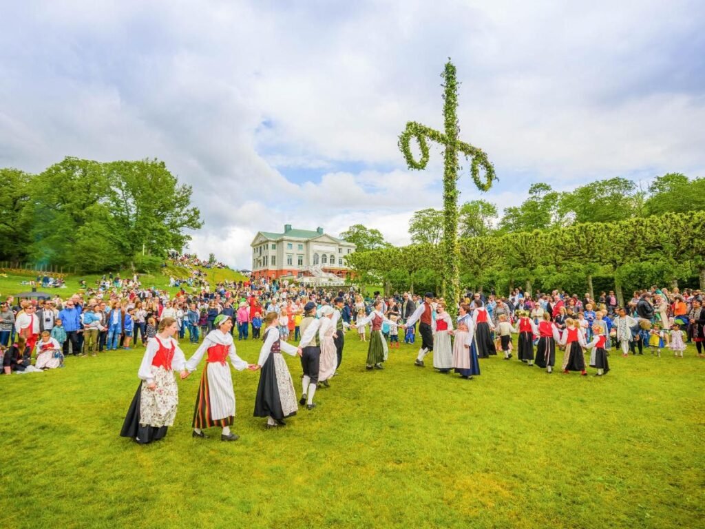 Midsummer Celebrations - A Festive Nordic Tradition