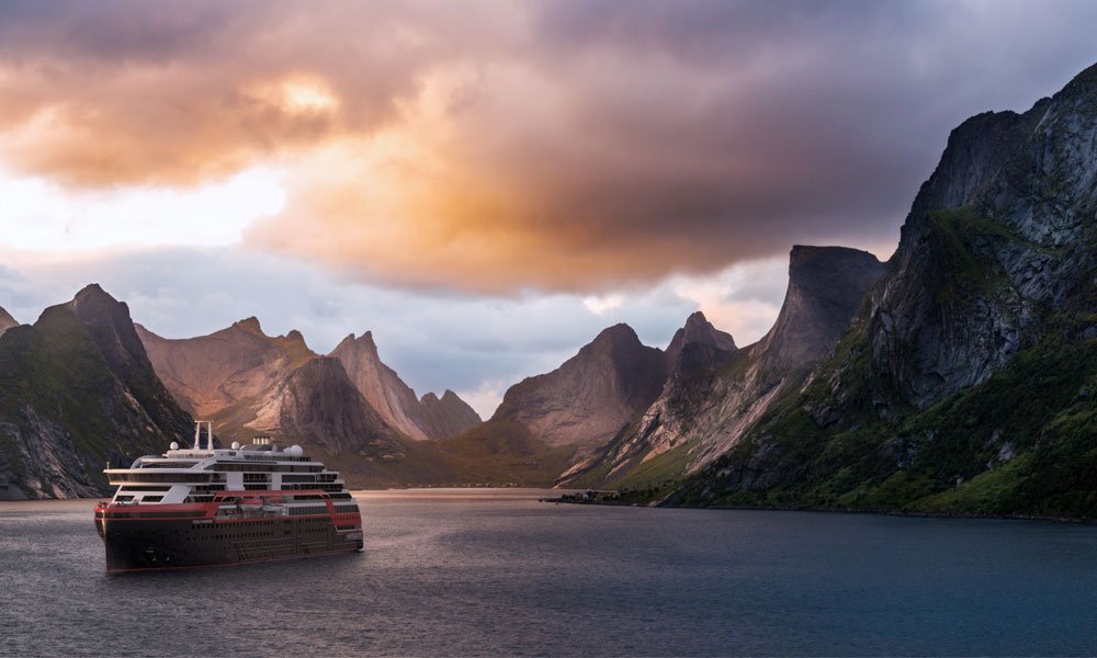 Nærøyfjord Cruise